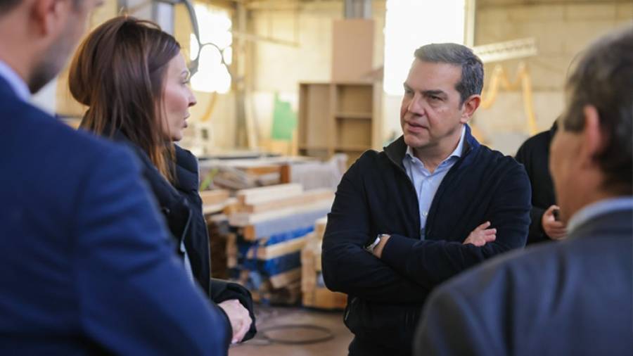 Αλ. Τσίπρας - Αιγάλεω: «Να μπει τέλος στην αισχροκέρδεια, να ανασάνει ο εργαζόμενος και οι μικρές και μεσαίες επιχειρήσεις