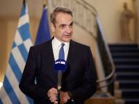 Αυξήσεις στους ενστόλους και νέο μισθολόγιο - βαθμολόγιο εξήγγειλε ο Κυρ. Μητσοτάκης