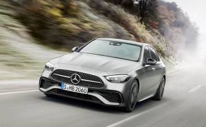 Η Mercedes αποκαλύπτει τη νέα C-Class