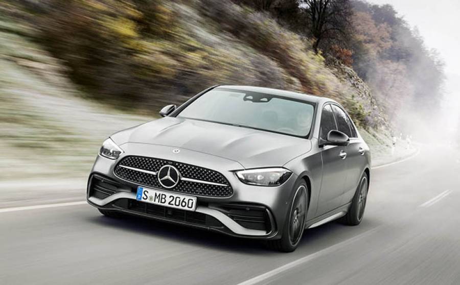Η Mercedes αποκαλύπτει τη νέα C-Class