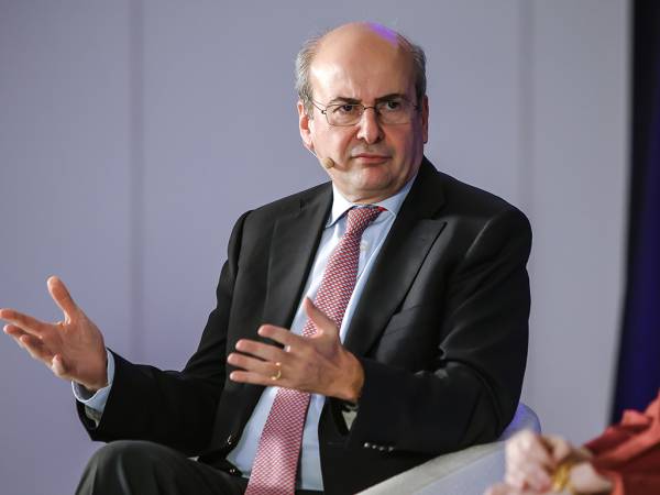 Κ. Χατζηδάκης: Εξετάζονται παρεμβάσεις στα ακτοπλοϊκά εισιτήρια - Ολιστική διαχείριση του νερού στην Κρήτη με στόχο οικονομίες κλίμακος