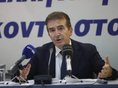 Μ. Χρυσοχοΐδης: «Βραχιολάκι» σε όλους τους υποδίκους για ενδοοικογενειακή βία που τίθενται υπό περιοριστικούς όρους