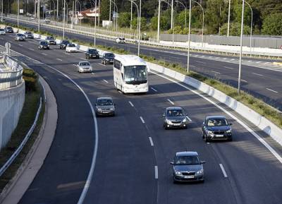 Έκτακτα μέτρα της Τροχαίας και απαγόρευση κίνησης των φορτηγών για την έξοδο του Δεκαπενταύγουστου