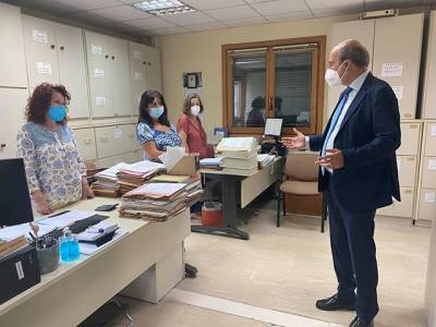 Υπάλληλος του ΕΦΚΑ Κερκύρας δεν αναγνώρισε τον Κ. Χατζηδάκη - «Είμαι ο υπουργός, πιστέψτε με»