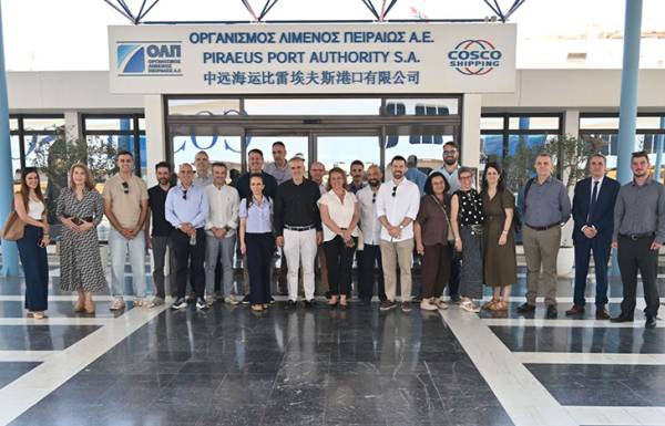Delegation of SELPE Visits Piraeus Port Authority