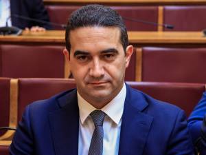 Μ. Κατρίνης για σύλληψη του 16χρονου γιου του που οδηγούσε χωρίς δίπλωμα: «Αισθάνομαι συντριβή»