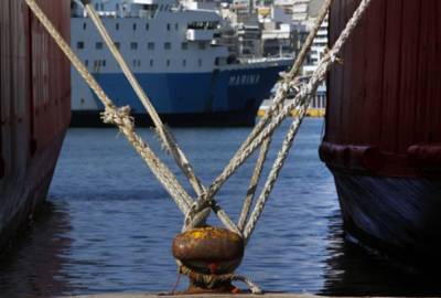 ΠΝΟ: Εικοσιτετράωρη απεργία στα πλοία την Τετάρτη