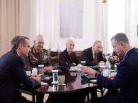 Κ. Μητσοτάκης: Συναντήθηκε με τον Ανώτατο Διοικητή του ΝΑΤΟ στο Μαξίμου