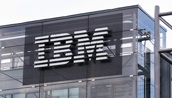 IBM: Πτώση κερδών και εσόδων το α΄ τρίμηνο