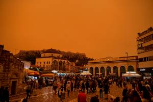 Σε «πορτοκαλί κλοιό» η χώρα για την αφρικανική σκόνη - Εκτιμήσεις για την Αττική