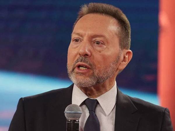 Κακόβουλη χρήση του ονόματος του Διοικητή της ΤτΕ Γιάννη Στουρνάρα