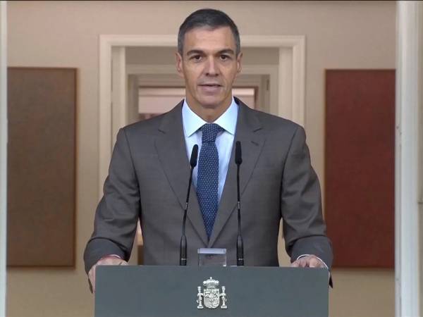 Ισπανία: Πρόωρες εκλογές στις 29 Νοεμβρίου ανακοίνωσε ο Σάντσεθ