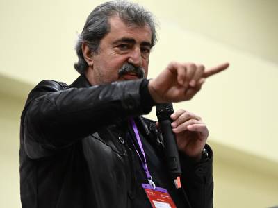 Πολάκης κατά πάντων μετά την απόσυρση του εμβολίου AstraZeneca: «Ποιος έλεγε αλήθεια, εγώ ή ο Μητσοτάκης;»
