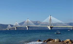 Παρατείνεται έως την Τετάρτη η δωρεάν διέλευση στα διόδια της Γέφυρας Ρίου-Αντιρρίου