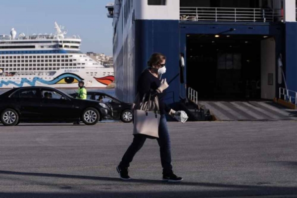 Το νέο καθεστώς μετακινήσεων με πλοία προς τα νησιά από την Δευτέρα, 5 Ιουλίου - Διαδικασία επιβίβασης στα πλοία