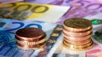 Σχεδόν αμετάβλητα τα επιτόκια καταθέσεων και χορηγήσεων τον Ιανουάριο