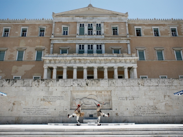 Στη δημοσιότητα τα «πόθεν έσχες» των πολιτικών