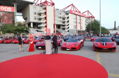 To πιο δημοφιλές Club ιδιοκτητών αυτοκινήτων Ferrari της Ιταλίας στον Πειραιά