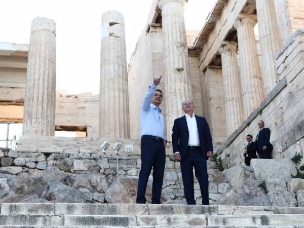 Μητσοτάκης: Η Ελλάδα πρωταγωνιστεί στη διαμόρφωση ευρωπαϊκών πολιτικών - Σολτς: Έφτασα σε μια νέα Ελλάδα με δυναμική ανάπτυξη