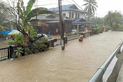 Σεϋχέλλες: Σε κατάσταση έκτακτης ανάγκης μετά από έκρηξη και πλημμύρες