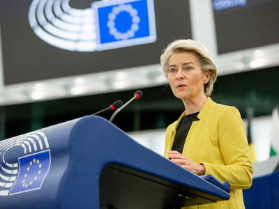 Η ΕΕ παγώνει για 90 ημέρες τους δασμούς προς τις ΗΠΑ