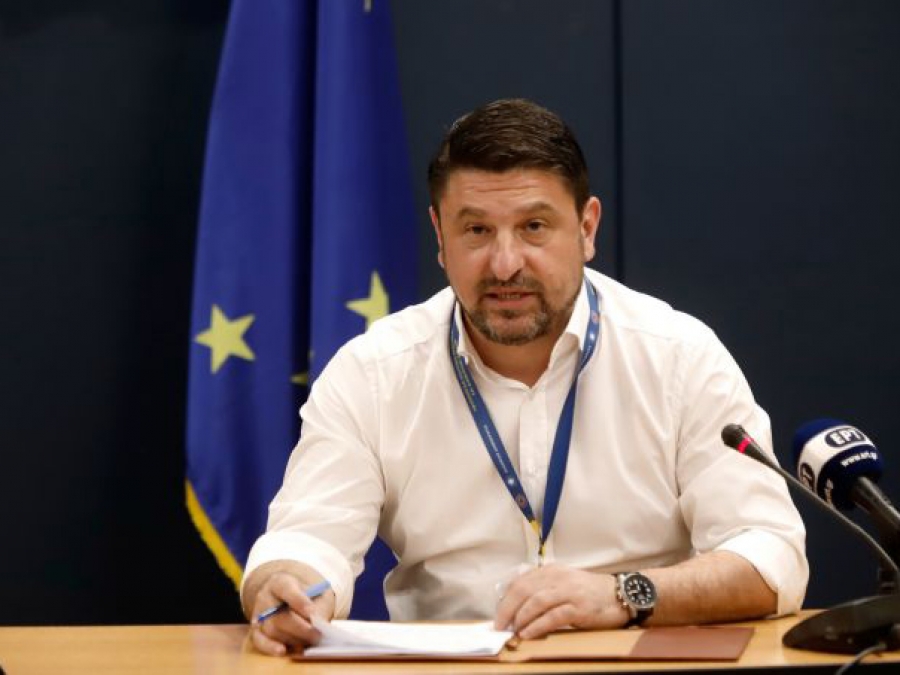 Με εμβόλιο, πιστοποιητικό νόσησης, μοριακό ή rapid τεστ οι μετακινήσεις στα νησιά