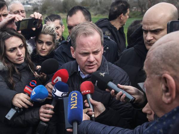 Παραιτήθηκε ο υπουργός Υποδομών και Μεταφορών Κ. Καραμανλής