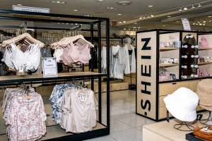Shein: Μηνύει την Τemu για απάτη και παραβίαση της πνευματικής ιδιοκτησίας