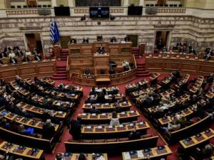 Καταψηφίστηκε η πρόταση μομφής με 156 «ΟΧΙ»