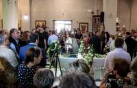 Πλήθος κόσμου στην κηδεία του 36χρονου Αντώνη