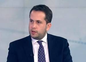Εκπρόσωπος Τύπου του υπουργείου Εθνικής Οικονομίας ο Όμηρος Τσάπαλος
