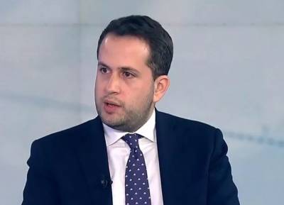 Εκπρόσωπος Τύπου του υπουργείου Εθνικής Οικονομίας ο Όμηρος Τσάπαλος