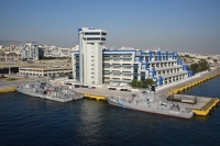 Επιτρέπεται η μετακίνηση στα νησιά των εργαζομένων σε επιχειρήσεις που επαναλειτουργούν