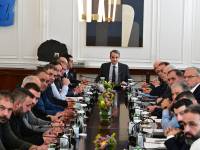 Κ. Μητσοτάκης στη συνάντηση με κτηνοτρόφους: Προτεραιότητά μας η οριστική εκρίζωση της ευλογιάς