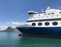 Μόνο οι μόνιμοι κάτοικοι θα ταξιδεύουν από αύριο με τα πλοία στα νησιά