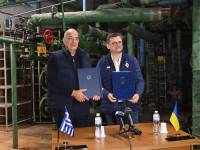 Ουκρανία: Μνημόνιο για τη Διπλωματική Εκπαίδευση υπέγραψαν Δένδιας και Κουλέμπα