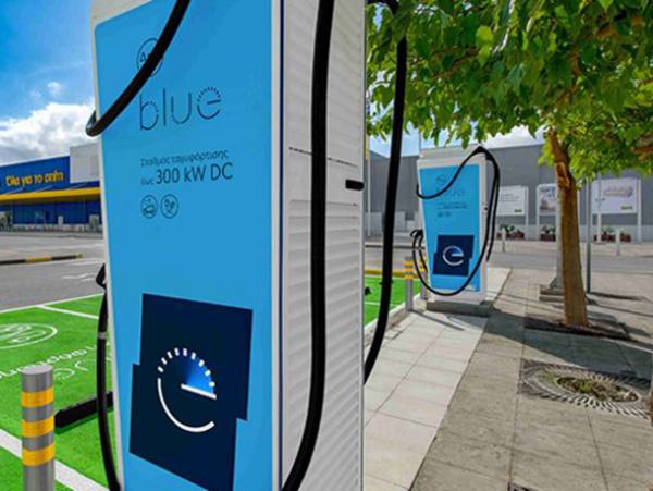 ΔΕΗ blue: Οι επιλογές φόρτισης ηλεκτρικών οχημάτων