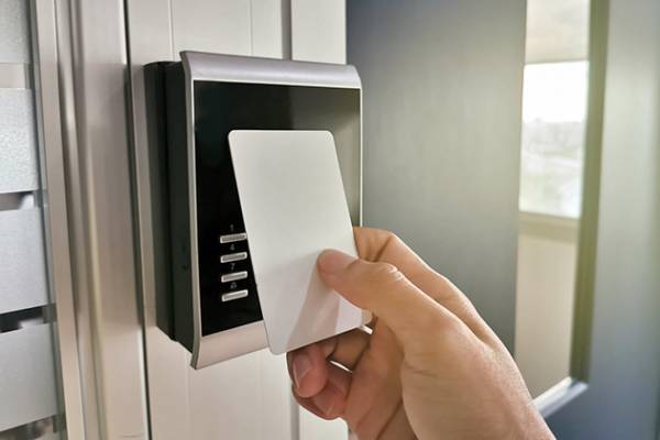 Από 1ης Ιουλίου η ψηφιακή κάρτα εργασίας