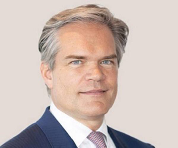 Deutsche Bank’s Chief Administrative Officer Stefan Simon to join AFCA Board
