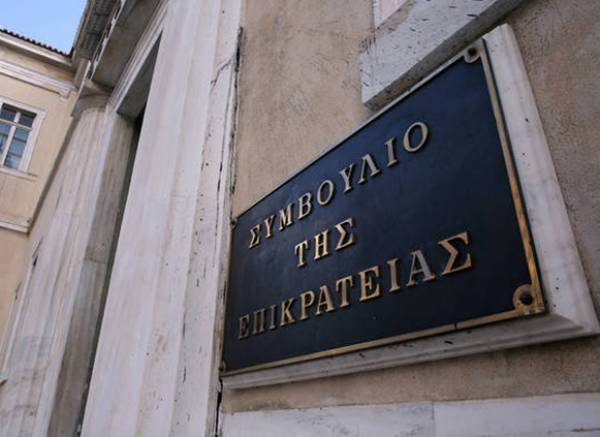 ΣτΕ: Συνταγματική η τεκμαρτή φορολόγηση των επαγγελματιών