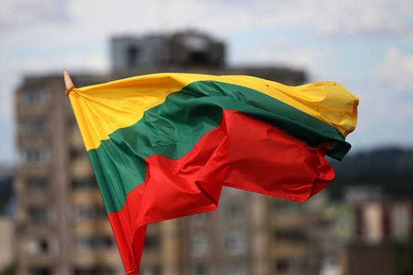 Λιθουανία: Περιορίζει την ελευθερία λόγου και τις ειρηνικές συναθροίσεις