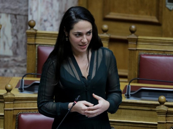 Δ. Μιχαηλίδου: Παράταση στα προνοιακά επιδόματα