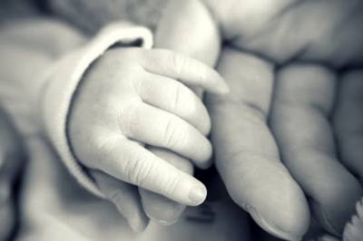 Επίδομα Μητρότητας: Από 6 Δεκεμβρίου σε λειτουργία η νέα διαδικασία χορήγησης