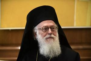 Επιδεινώθηκε η υγεία του Αρχιεπισκόπου Αναστάσιου - Μεταφέρθηκε διασωληνωμένος στη ΜΕΘ
