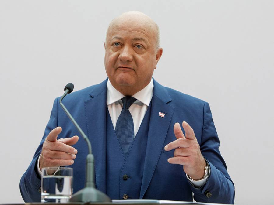 Αυστρία: Ορκίστηκε καγκελάριος ο κεντροδεξιός Κρίστιαν Στόκερ, επικεφαλής τρικομματικής κυβέρνησης