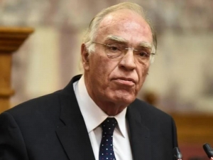 Διασωληνώθηκε ξανά ο Βασίλης Λεβέντης