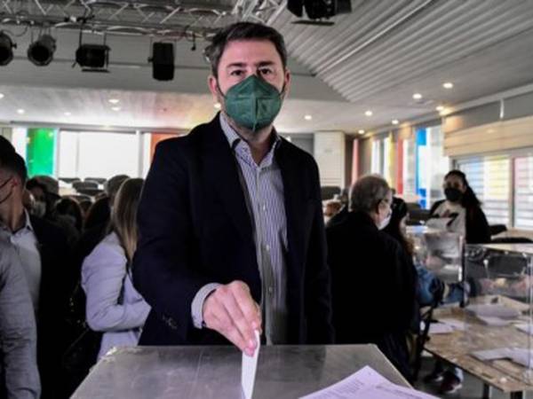 Εκλογές ΚΙΝΑΛ: Ο ήλιος του ΠΑΣΟΚ επέστρεψε