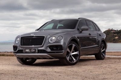 Bentley: Ανακαλεί το πολυτελές SUV μετά από πρόβλημα στη γραμμή παροχής καυσίμου
