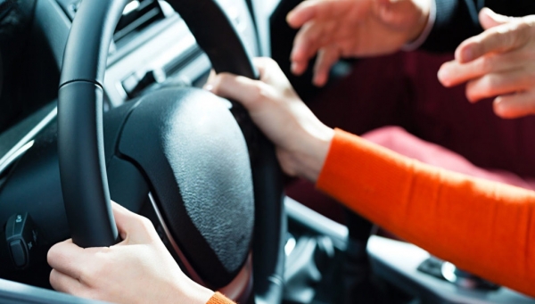 Ψηφιακά από σήμερα οι αιτήσεις για αντικατάσταση διπλώματος οδήγησης