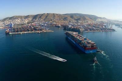 Πτώση 9,5% στη διακίνηση containers στο λιμάνι του Πειραιά το πεντάμηνο